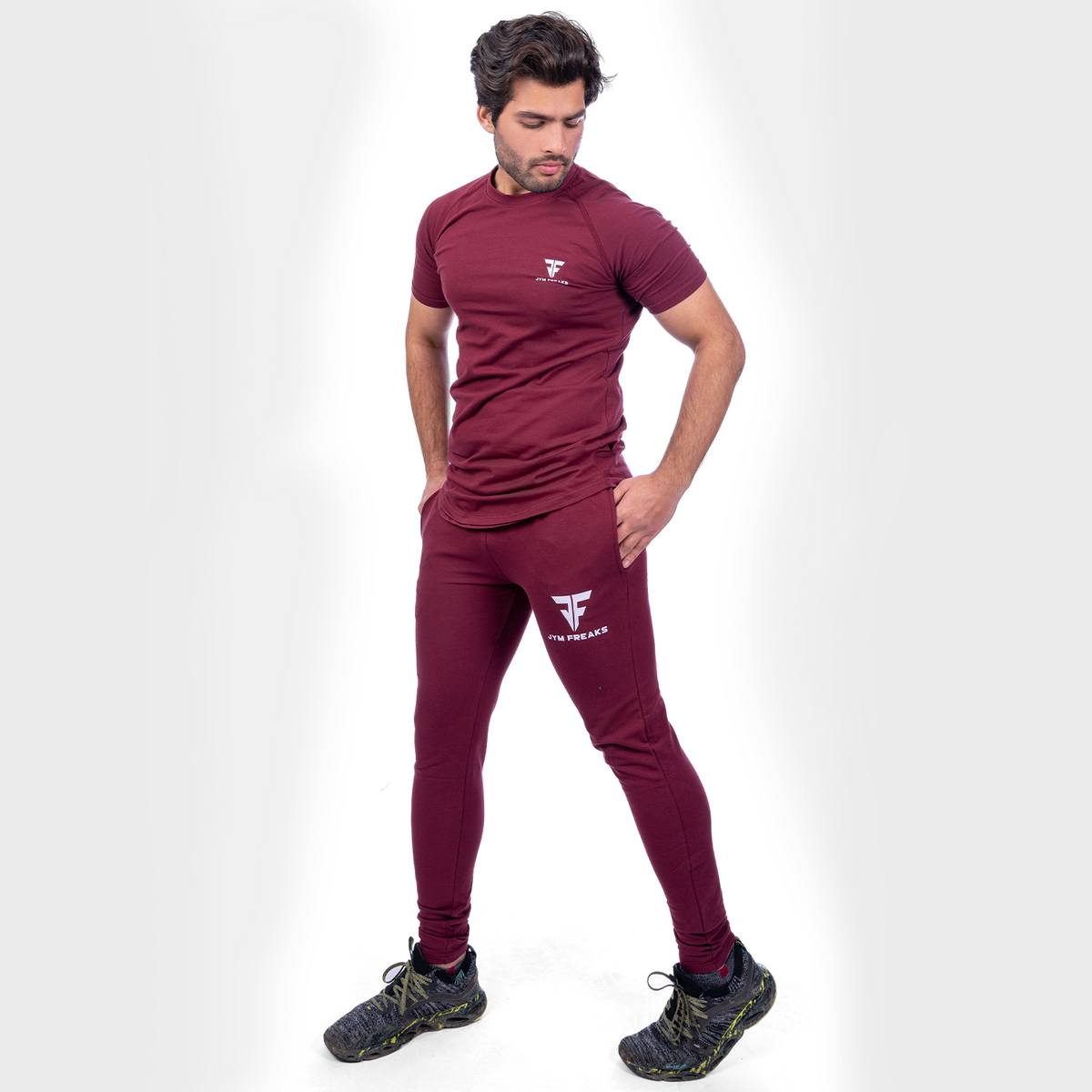 Muscle Fit T-Shirt Maroon